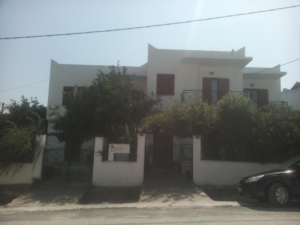 סקופלוס טאון Karagiozos Studios & Apartments מראה חיצוני תמונה