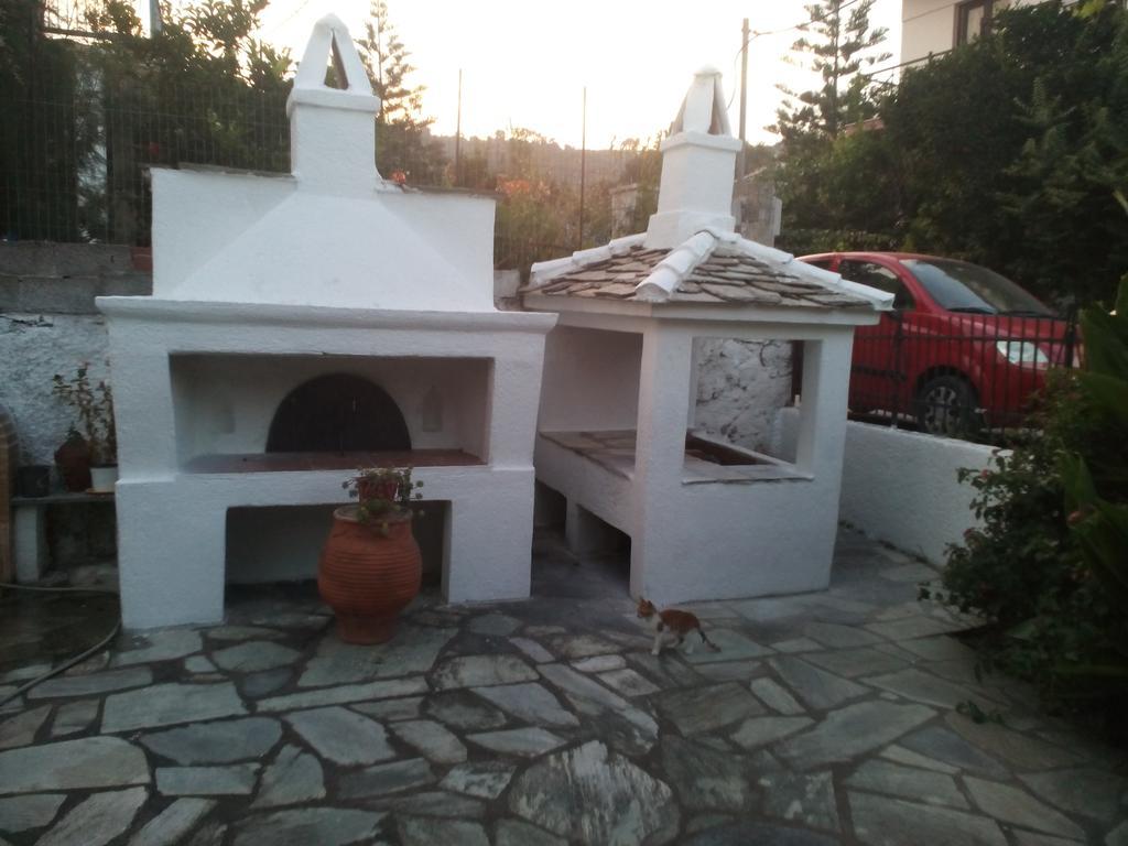 סקופלוס טאון Karagiozos Studios & Apartments מראה חיצוני תמונה